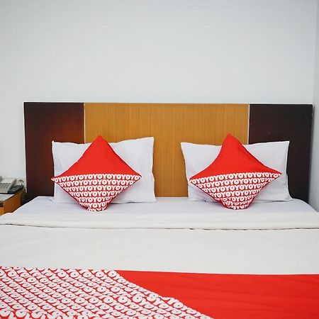Oyo 2291 Hotel Bahagia Makasar Exteriér fotografie