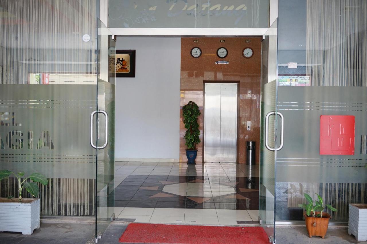Oyo 2291 Hotel Bahagia Makasar Exteriér fotografie