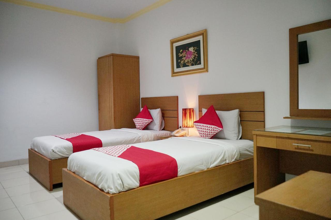 Oyo 2291 Hotel Bahagia Makasar Exteriér fotografie