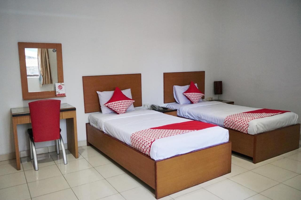 Oyo 2291 Hotel Bahagia Makasar Exteriér fotografie