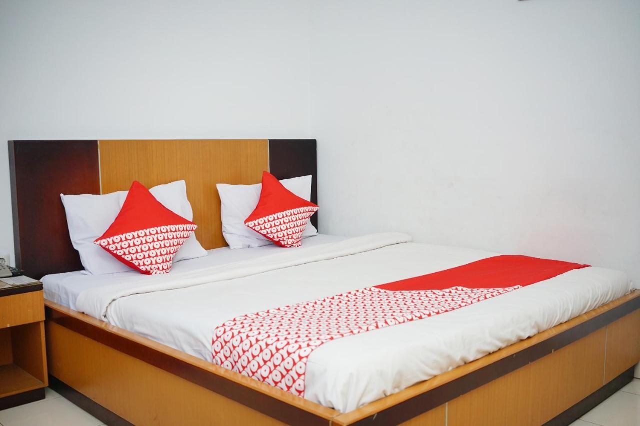 Oyo 2291 Hotel Bahagia Makasar Exteriér fotografie