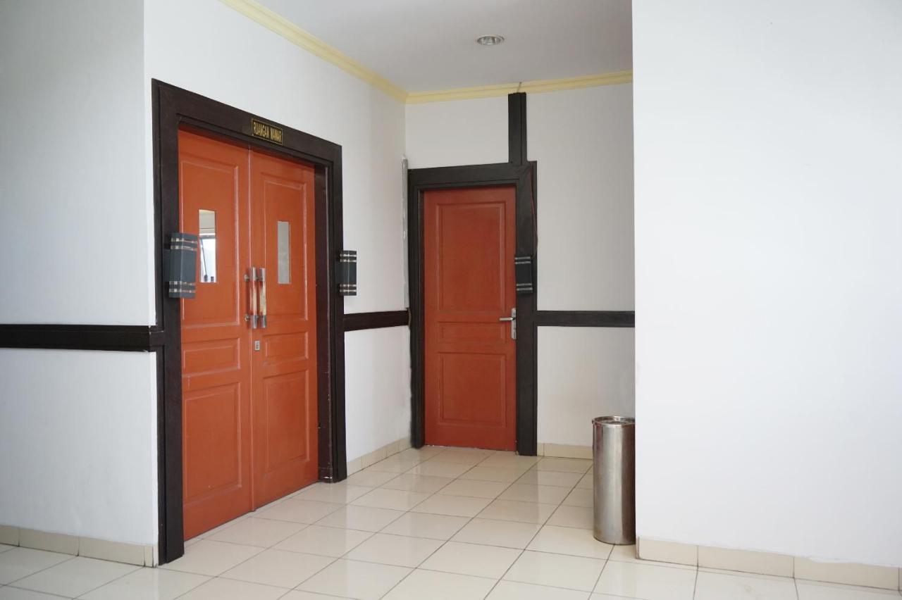 Oyo 2291 Hotel Bahagia Makasar Exteriér fotografie